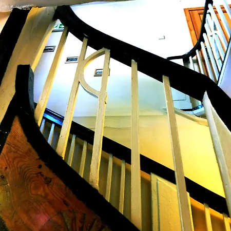 Hotel Express 2*