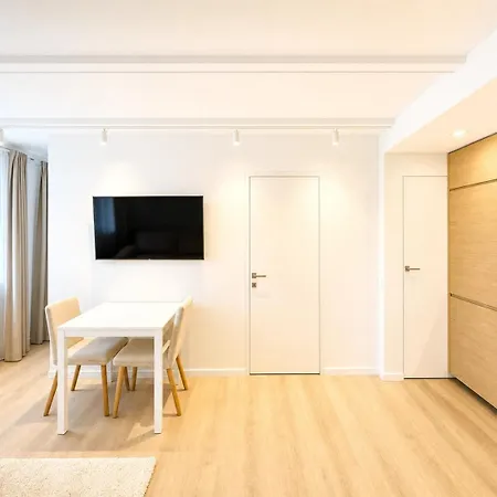 Express Hotel 2*