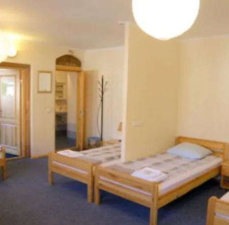Hotel Express 2*